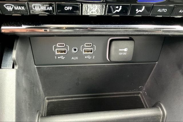 2023 Jeep Grand Cherokee Laredo 4x4