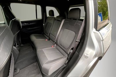 2025 Jeep Grand Cherokee Laredo X 4x4