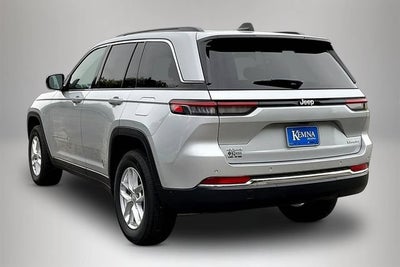 2025 Jeep Grand Cherokee Laredo X 4x4