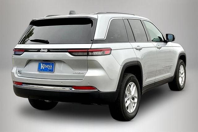 2025 Jeep Grand Cherokee Laredo X 4x4