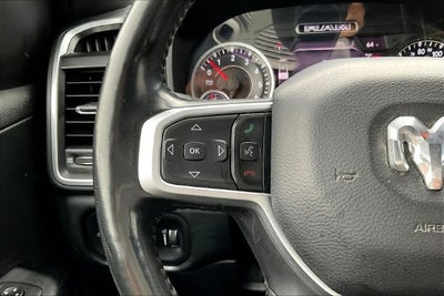 2020 RAM 1500 Big Horn Crew Cab 4x4 5'7" Box