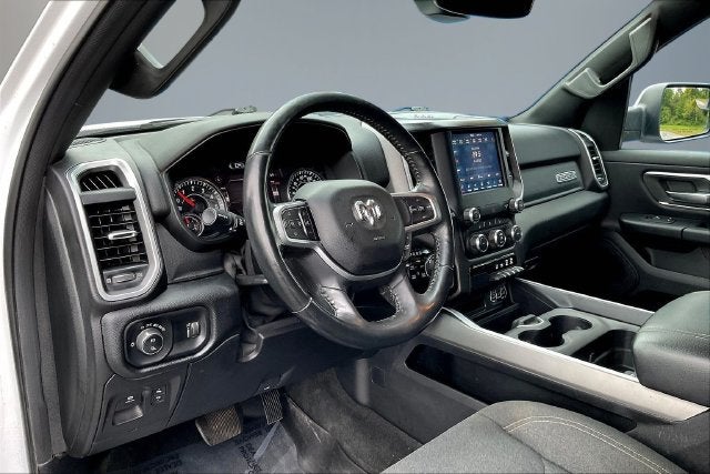2020 RAM 1500 Big Horn Crew Cab 4x4 5'7" Box