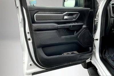 2020 RAM 1500 Big Horn Crew Cab 4x4 5'7" Box