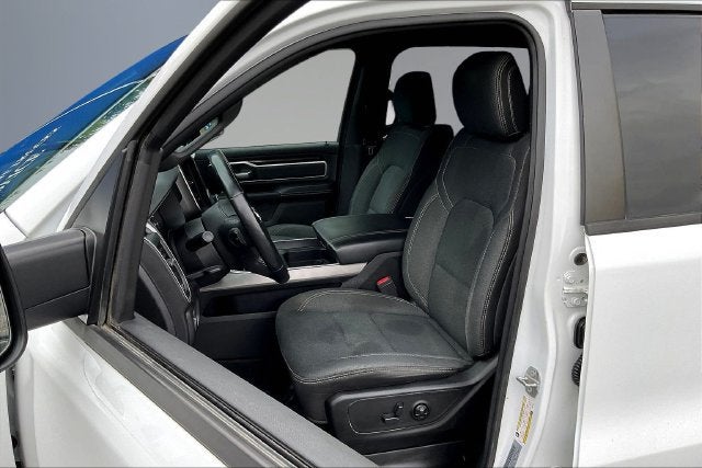 2020 RAM 1500 Big Horn Crew Cab 4x4 5'7" Box