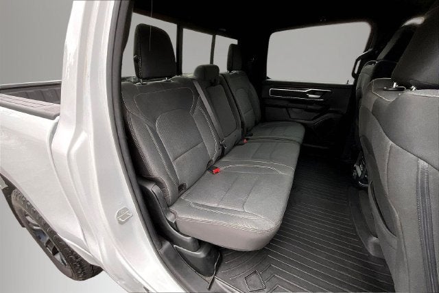 2020 RAM 1500 Big Horn Crew Cab 4x4 5'7" Box