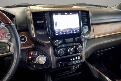 2020 RAM 1500 Laramie Longhorn Crew Cab 4x4 5'7" Box