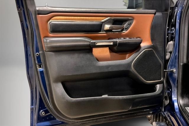 2020 RAM 1500 Laramie Longhorn Crew Cab 4x4 5'7" Box