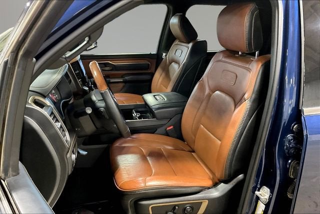 2020 RAM 1500 Laramie Longhorn Crew Cab 4x4 5'7" Box