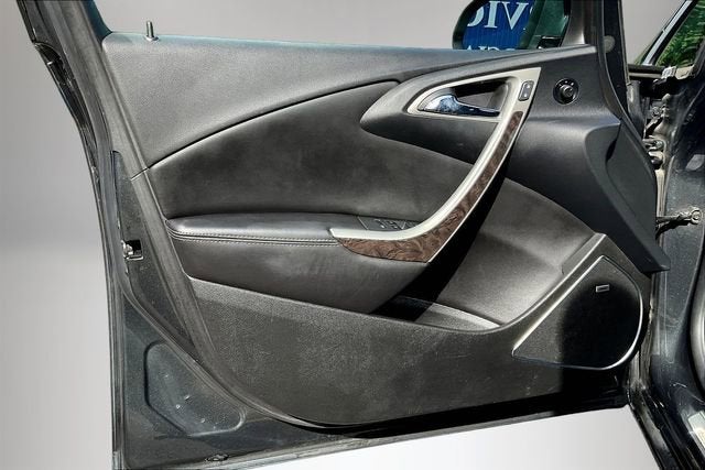 2014 Buick Verano Leather Group