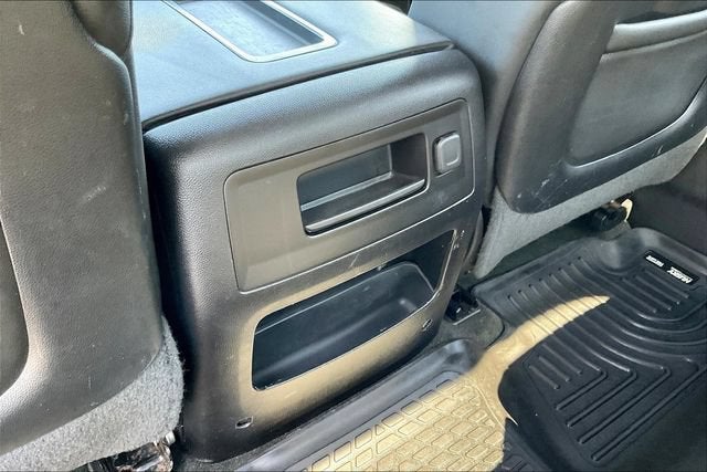 2015 GMC Sierra 3500 SLT - Photo 11