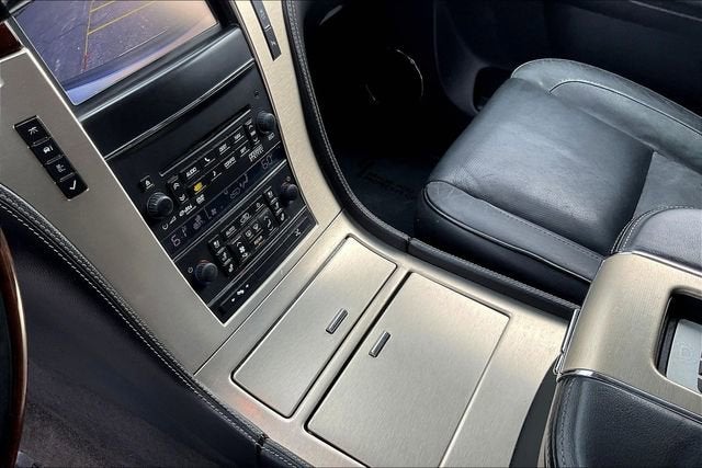 2013 Cadillac Escalade Platinum Edition