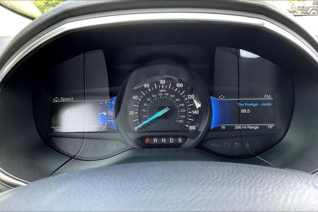 2021 Ford Edge Titanium