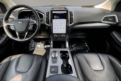 2021 Ford Edge Titanium