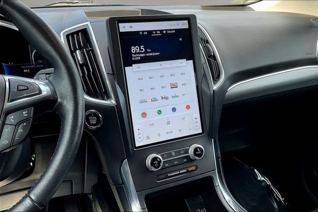 2021 Ford Edge Titanium