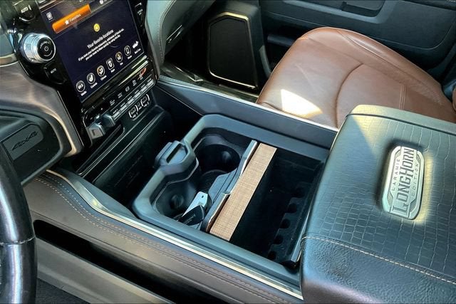 2020 RAM 3500 Laramie Longhorn Crew Cab 4x4 8' Box