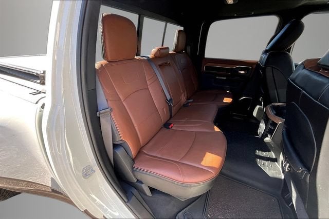 2020 RAM 3500 Laramie Longhorn Crew Cab 4x4 8' Box