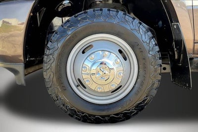 2020 RAM 3500 Laramie Longhorn Crew Cab 4x4 8' Box