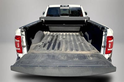 2020 RAM 3500 Laramie Longhorn Crew Cab 4x4 8' Box