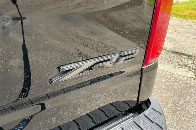 2025 Chevrolet Silverado 1500 ZR2