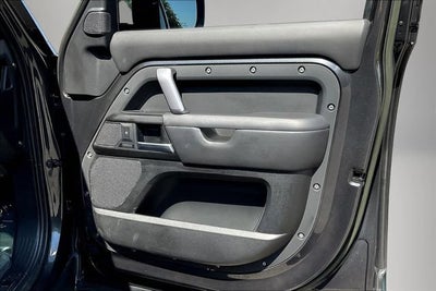 2023 Land Rover Defender 110 Carpathian Edition