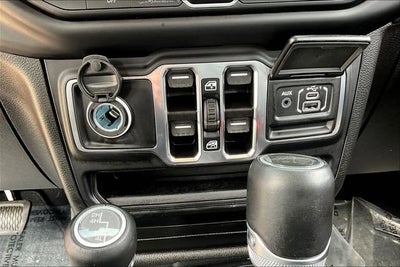 2021 Jeep Gladiator Overland 4x4