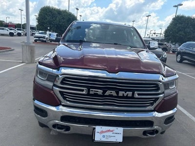 2020 RAM 1500 Laramie Crew Cab 4x4 5'7" Box