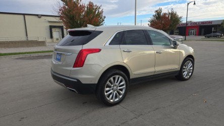 2017 Cadillac XT5 Platinum AWD
