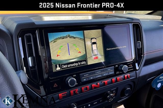 2025 Nissan Frontier Crew Cab PRO-4X 4x4