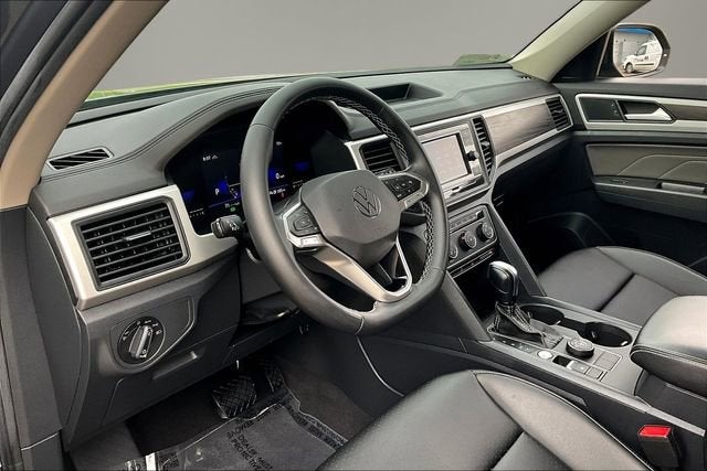 2023 Volkswagen Atlas 2.0T SE