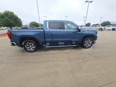 2024 GMC Sierra 1500 SLE