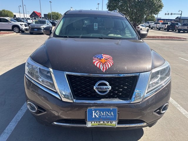 2016 Nissan Pathfinder SL