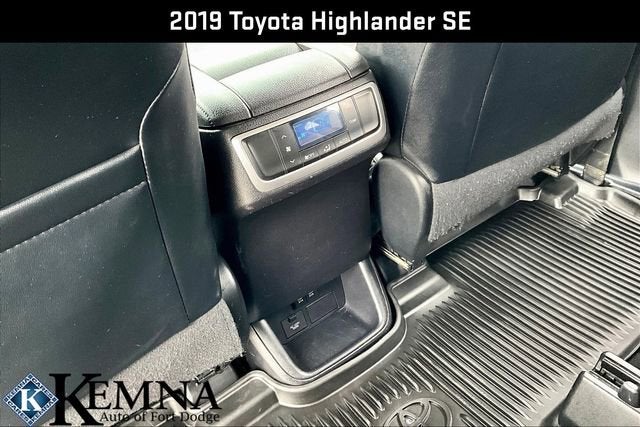 2019 Toyota Highlander SE