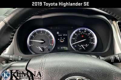 2019 Toyota Highlander SE