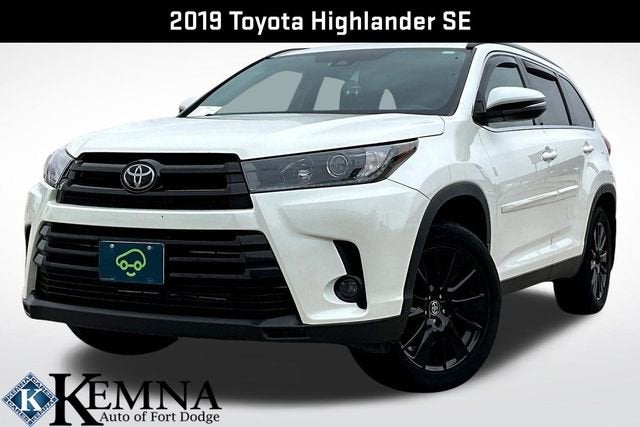 2019 Toyota Highlander SE