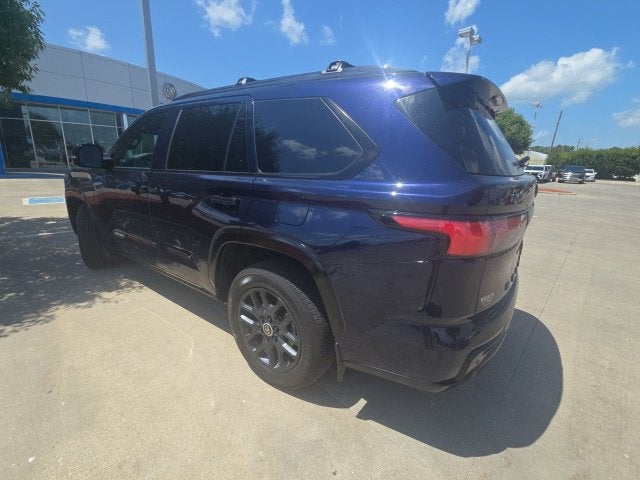 2024 Toyota Sequoia SR5