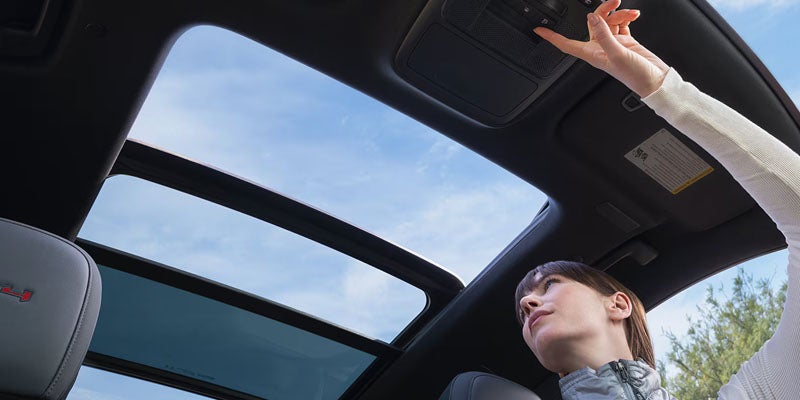 2026 GMC Acadia daily-drive comfort and family road trip capability — serviced and supported by Kemna GMC in Algona